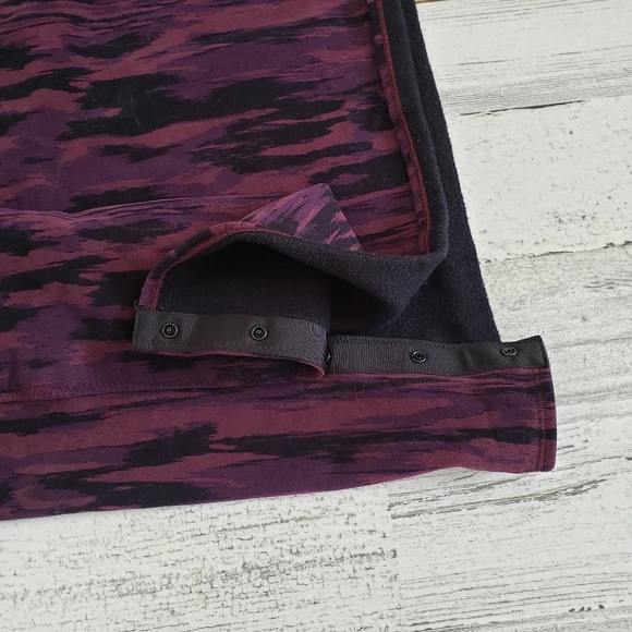 Lululemon Vinyasa Infinity Circle Scarf Fleece Lined Snap - Picture 3 of 6